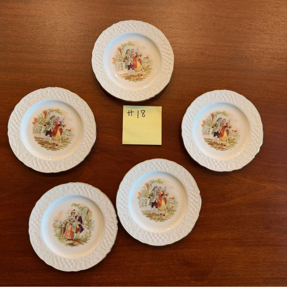Schumann Arzberg Bavaria porcelain dessert plates
